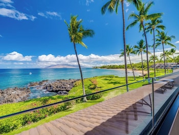Condo, 2 Bedrooms, Oceanfront (F206)
