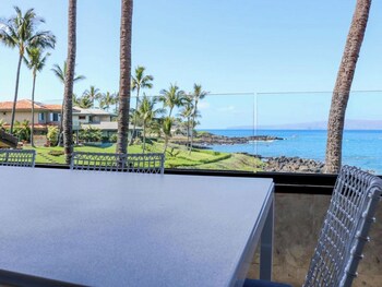 Condo, 2 Bedrooms, Oceanfront (G203)