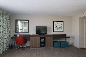 Deluxe Room, 1 King Bed, Non Smoking
