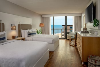 Room, 2 Queen Beds, Non Smoking (Mobility/Hearing Accessible, Tub)
