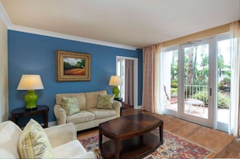 Suite, 1 Bedroom, Non Smoking, Poolside
