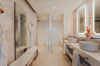 Premium Room, 2 Queen Beds, Ocean View