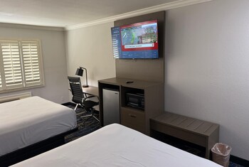Room, 2 Queen Beds