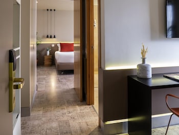 Family Suite, 1 King Bed with Sofa bed