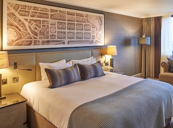 Classic Room, 1 King Bed, Accessible