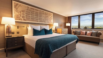 Premium Room, 1 King Bed, City View