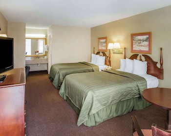 Standard Room, 2 Double Beds, Non Smoking