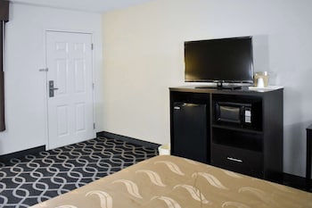 Standard Room, 1 King Bed, Smoking