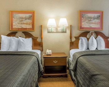 Standard Room, 2 Double Beds, Non Smoking