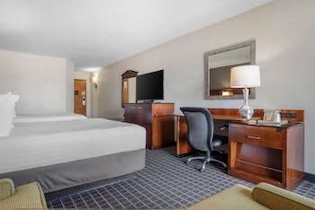 Standard Room, 2 Queen Beds, Non Smoking, Refrigerator