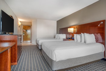 Standard Room, 2 Queen Beds, Non Smoking, Balcony (2nd Floor)