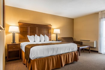 Lakeside Deluxe Room, 1 King bed