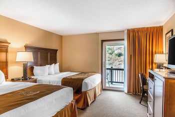 Lakeside Deluxe Room, 2 Queen beds