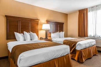 Non Lakeside Standard Room, 2 Double beds