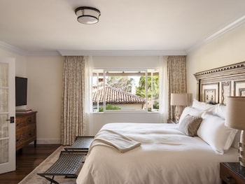 Suite (Hummingbird)