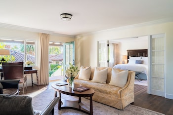 Suite (Hummingbird)