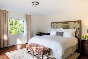 Deluxe Room, 1 King Bed
