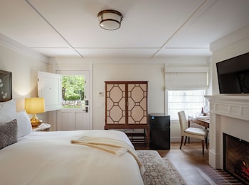 Superior Room, 1 King Bed