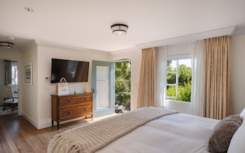 Suite (Camellia)