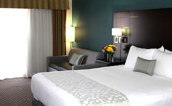 Standard Room, 1 King Bed with Sofa bed, Non Smoking, Balcony (with Sofabed)