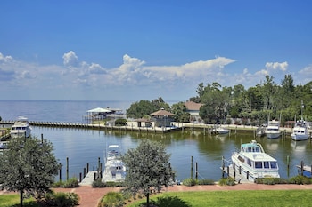 Premium Room, 2 Queen Beds, Marina View