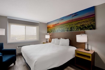 Room, 1 King Bed, Accessible, Non Smoking (Mobility)