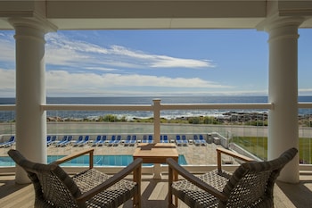 Oceanview Double, 2 Queen Beds with Balcony