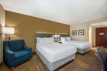 Standard Room, 2 Double Beds, Non Smoking