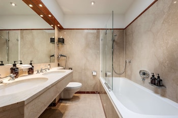 Classic Single Room