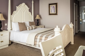 Superior Room, 1 King Bed, Non Smoking
