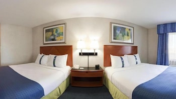 Standard Room, 2 Queen Beds