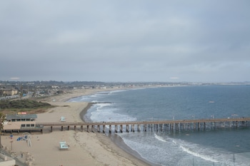 Standard Room, 2 Queen Beds, Ocean View