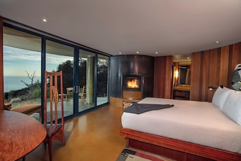 Lower Pacific Suite