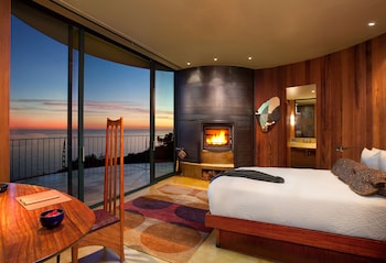Upper Pacific Suite