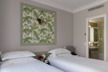 Connecting Rooms