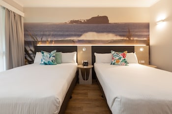 Executive Double Room, 2 Double Beds, Garden View
