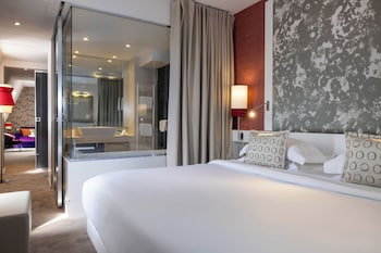 Panoramic Suite (Regent)