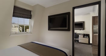 Deluxe One Bedroom Suite (double bed)