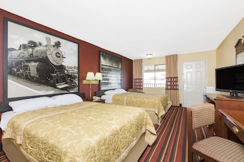 Room, 2 Queen Beds, Non Smoking