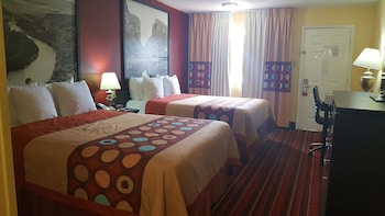 Room, 2 Queen Beds, Non Smoking