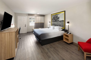 Room, 1 Queen Bed, Non Smoking