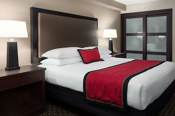 Suite, Multiple Beds, Non Smoking, Refrigerator & Microwave