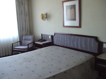 Double Standard (Double Bed)