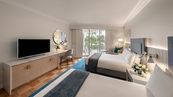 Classic Room, 2 Double Beds, Garden View