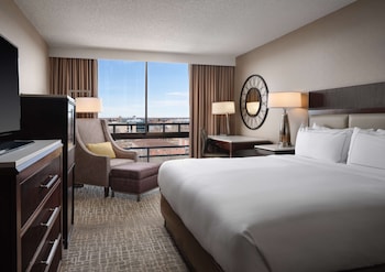 Executive Room, 1 King Bed, Club Lounge Access