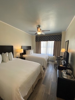 Standard 2 Double Beds (Hearing Impaired, No Air Conditioning)