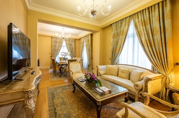 Presidential Suite
