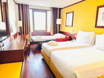 Standard Room, Multiple Beds