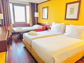 Standard Room, Multiple Beds