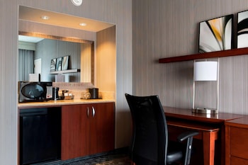 Superior Suite, 1 King Bed with Sofa bed (One Bedroom)